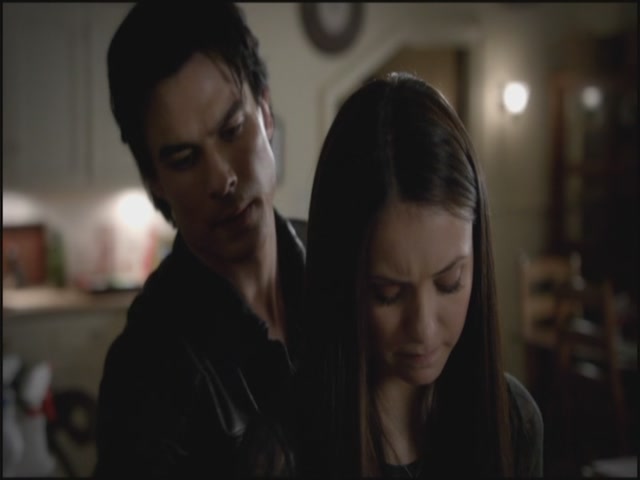 VampireDiariesWorld-dot-org-S3TVD_3x10TheNewDeal1945.jpg