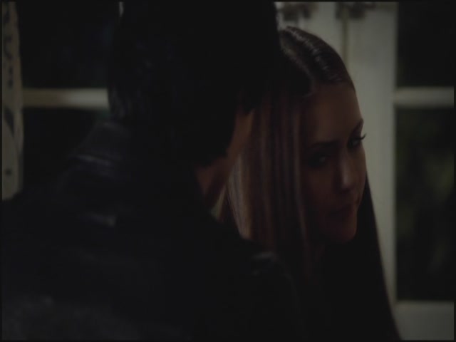 VampireDiariesWorld-dot-org-S3TVD_3x10TheNewDeal1948.jpg