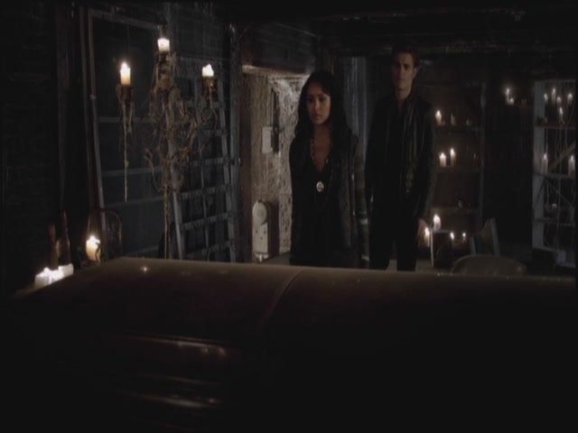 VampireDiariesWorld-dot-org-S3TVD_3x10TheNewDeal2102.jpg