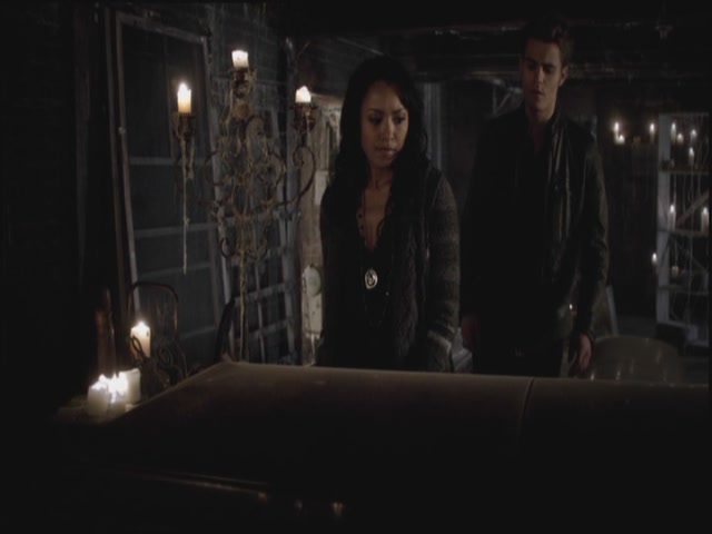 VampireDiariesWorld-dot-org-S3TVD_3x10TheNewDeal2104.jpg