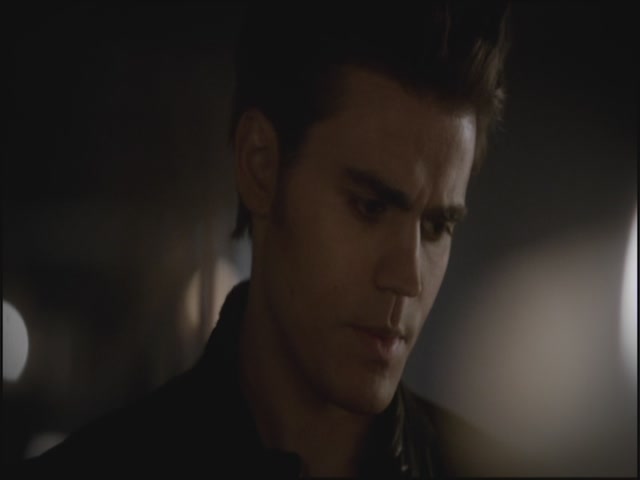 VampireDiariesWorld-dot-org-S3TVD_3x10TheNewDeal2108.jpg