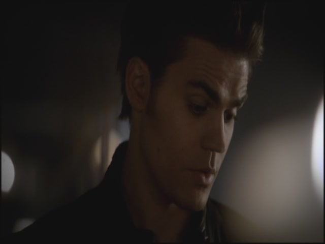 VampireDiariesWorld-dot-org-S3TVD_3x10TheNewDeal2110.jpg