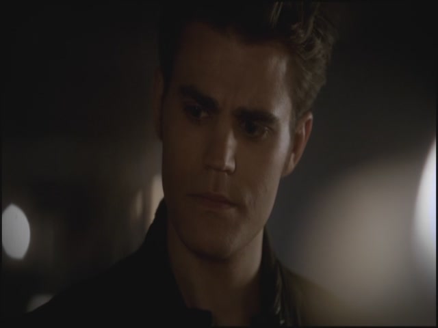 VampireDiariesWorld-dot-org-S3TVD_3x10TheNewDeal2121.jpg