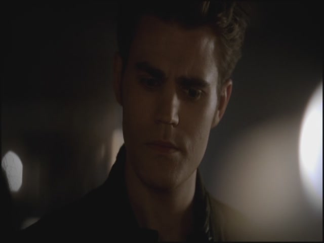 VampireDiariesWorld-dot-org-S3TVD_3x10TheNewDeal2125.jpg