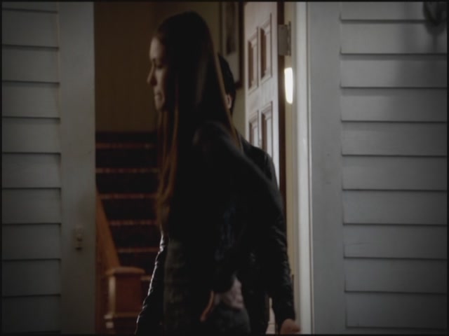 VampireDiariesWorld-dot-org-S3TVD_3x10TheNewDeal2145.jpg