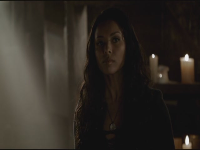 VampireDiariesWorld-dot-org-S3TVD_3x11OurTown0123.jpg