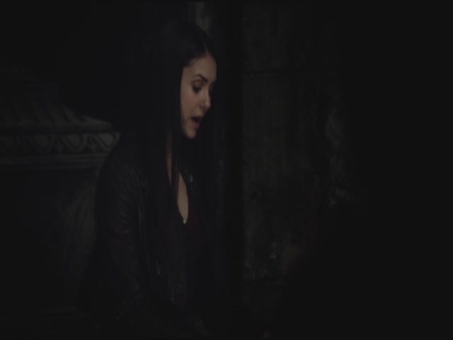 VampireDiariesWorld-dot-org-S3TVD_3x11OurTown0842.jpg