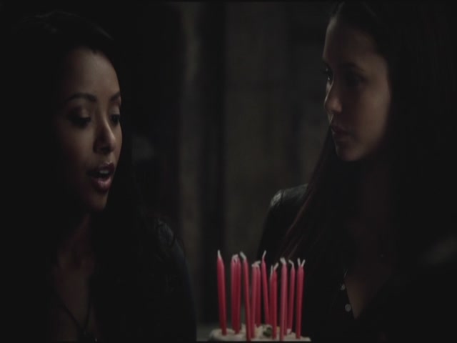 VampireDiariesWorld-dot-org-S3TVD_3x11OurTown0894.jpg