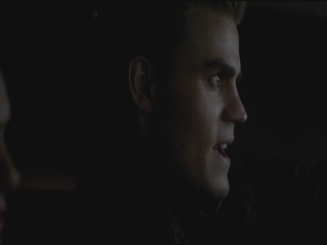 VampireDiariesWorld-dot-org-S3TVD_3x11OurTown1650.jpg