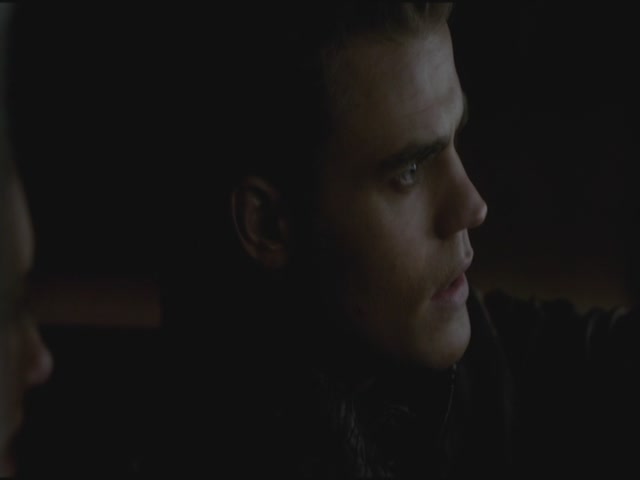 VampireDiariesWorld-dot-org-S3TVD_3x11OurTown1666.jpg