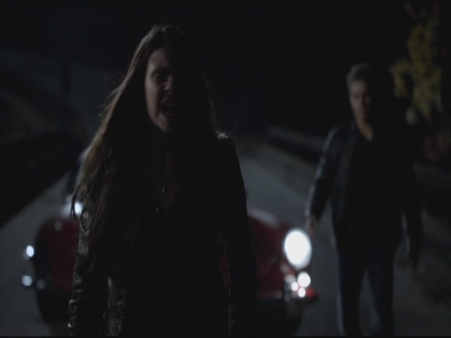 VampireDiariesWorld-dot-org-S3TVD_3x11OurTown1682.jpg