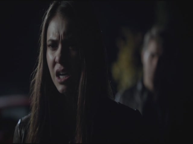 VampireDiariesWorld-dot-org-S3TVD_3x11OurTown1718.jpg