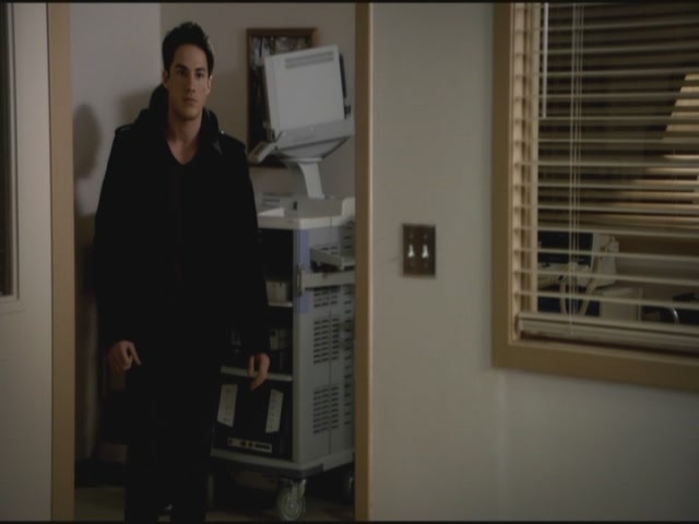 VampireDiariesWorld-dot-org-S3TVD_3x12TheTiesThatBind2051.jpg