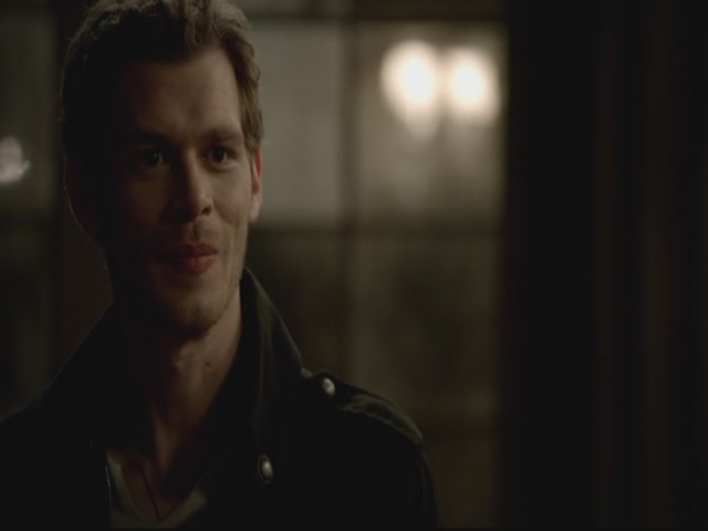 VampireDiariesWorld-dot-org-S3TVD_3x13BringingOutTheDead0006.jpg