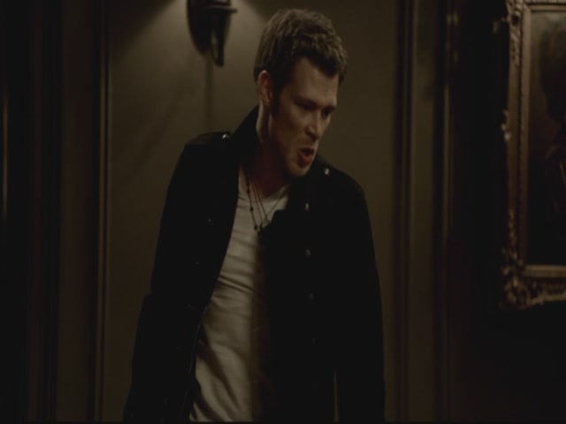 VampireDiariesWorld-dot-org-S3TVD_3x13BringingOutTheDead0020.jpg