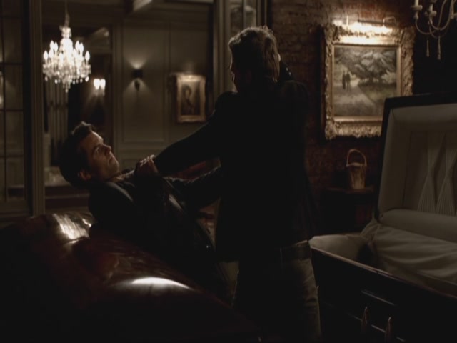 VampireDiariesWorld-dot-org-S3TVD_3x13BringingOutTheDead0031.jpg