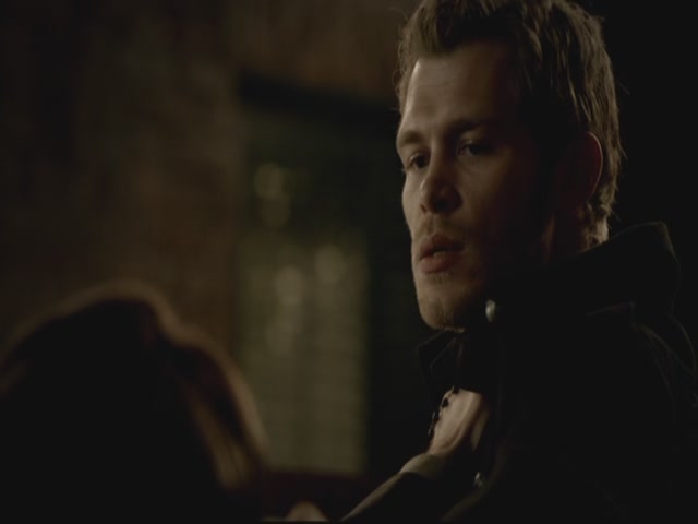 VampireDiariesWorld-dot-org-S3TVD_3x13BringingOutTheDead0043.jpg