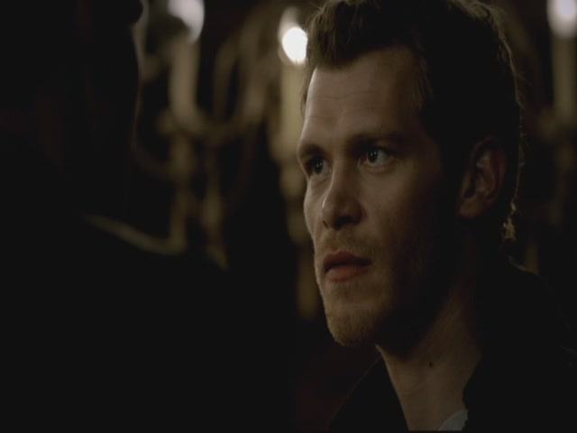 VampireDiariesWorld-dot-org-S3TVD_3x13BringingOutTheDead0060.jpg