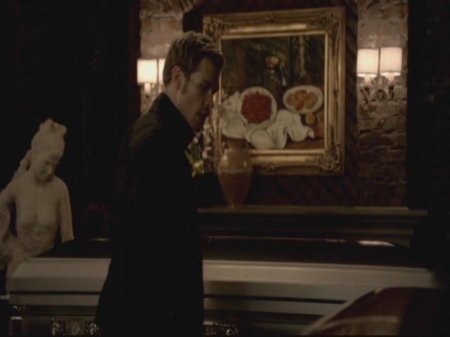 VampireDiariesWorld-dot-org-S3TVD_3x13BringingOutTheDead0076.jpg