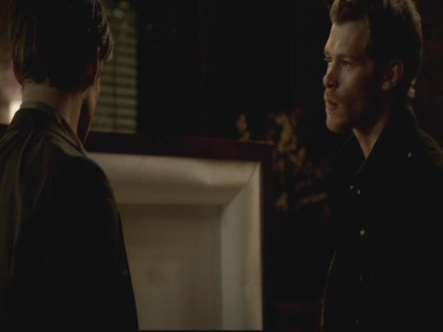 VampireDiariesWorld-dot-org-S3TVD_3x13BringingOutTheDead0099.jpg