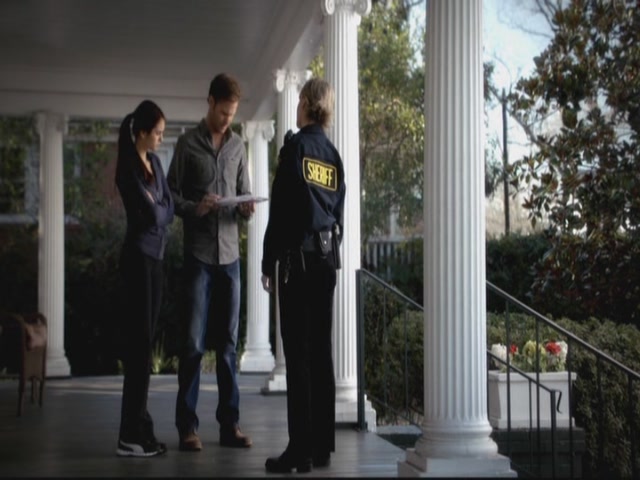 VampireDiariesWorld-dot-org-S3TVD_3x13BringingOutTheDead0178.jpg