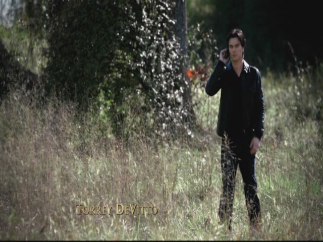 VampireDiariesWorld-dot-org-S3TVD_3x13BringingOutTheDead0196.jpg