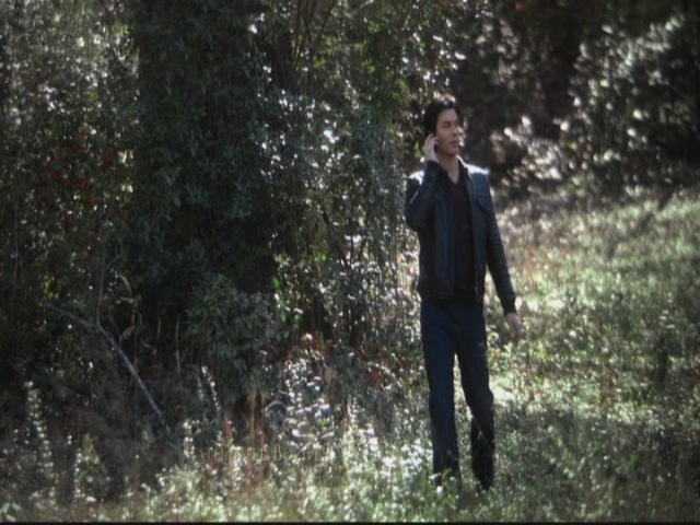 VampireDiariesWorld-dot-org-S3TVD_3x13BringingOutTheDead0202.jpg