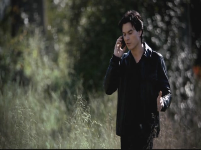 VampireDiariesWorld-dot-org-S3TVD_3x13BringingOutTheDead0209.jpg