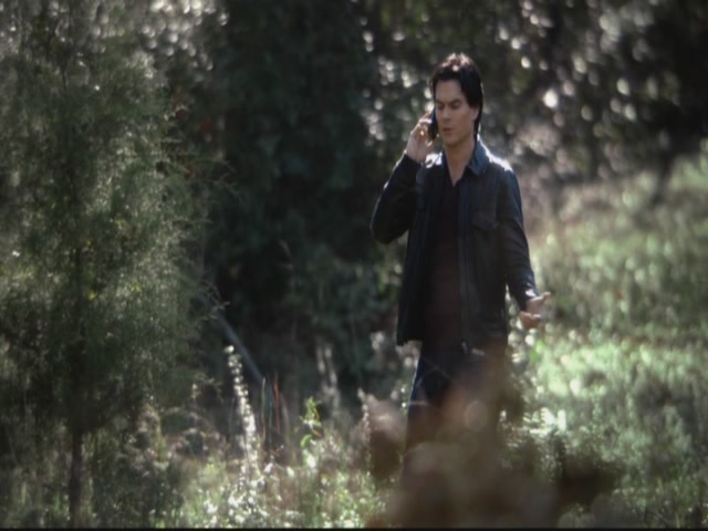 VampireDiariesWorld-dot-org-S3TVD_3x13BringingOutTheDead0224.jpg