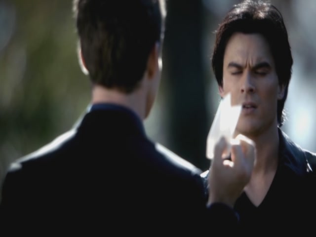 VampireDiariesWorld-dot-org-S3TVD_3x13BringingOutTheDead0263.jpg