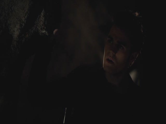 VampireDiariesWorld-dot-org-S3TVD_3x13BringingOutTheDead0317.jpg