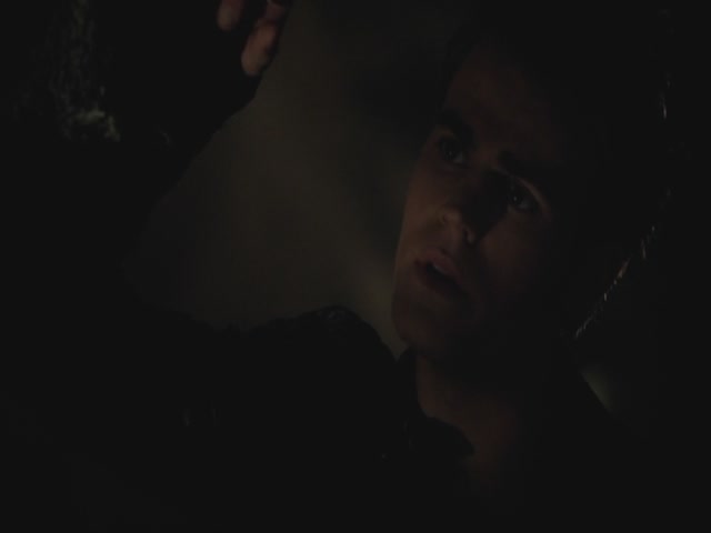 VampireDiariesWorld-dot-org-S3TVD_3x13BringingOutTheDead0322.jpg