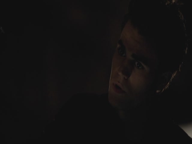 VampireDiariesWorld-dot-org-S3TVD_3x13BringingOutTheDead0330.jpg