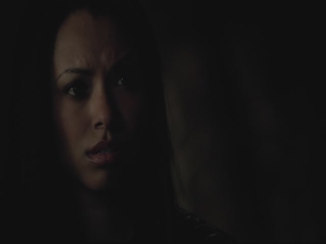 VampireDiariesWorld-dot-org-S3TVD_3x13BringingOutTheDead0332.jpg