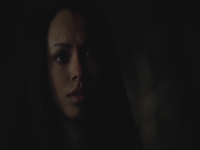 VampireDiariesWorld-dot-org-S3TVD_3x13BringingOutTheDead0342.jpg