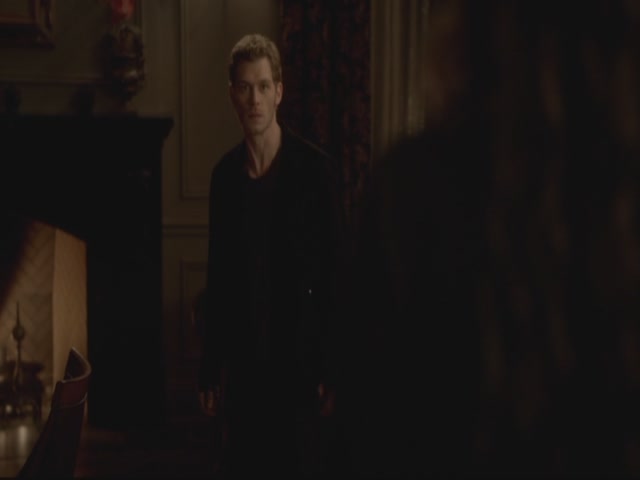 VampireDiariesWorld-dot-org-S3TVD_3x13BringingOutTheDead2218.jpg