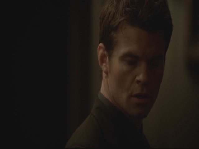 VampireDiariesWorld-dot-org-S3TVD_3x13BringingOutTheDead2235.jpg