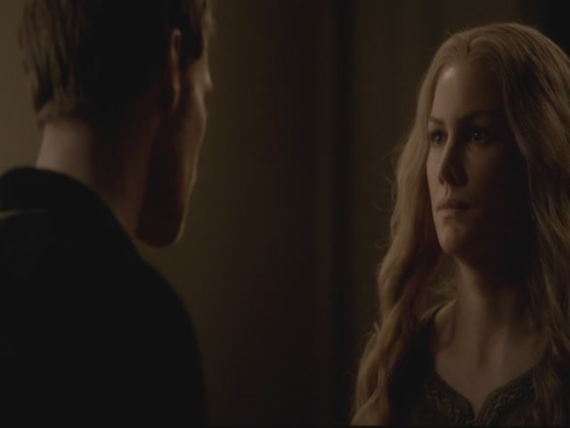 VampireDiariesWorld-dot-org-S3TVD_3x13BringingOutTheDead2239.jpg