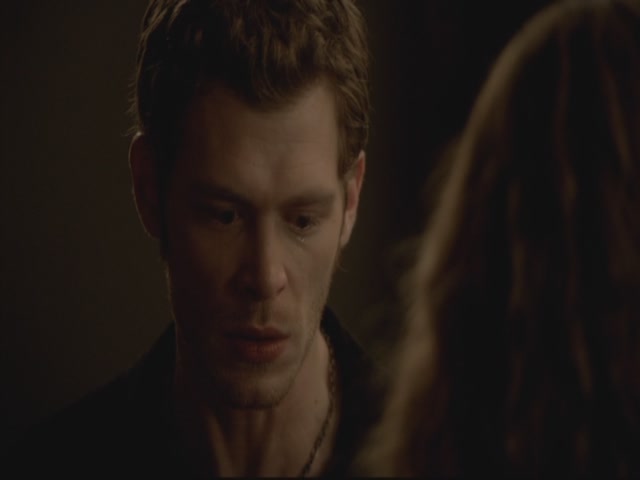 VampireDiariesWorld-dot-org-S3TVD_3x13BringingOutTheDead2244.jpg