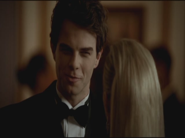 VampireDiariesWorld-dot-org-S3TVD_3x14DangerousLiaisons1676.jpg