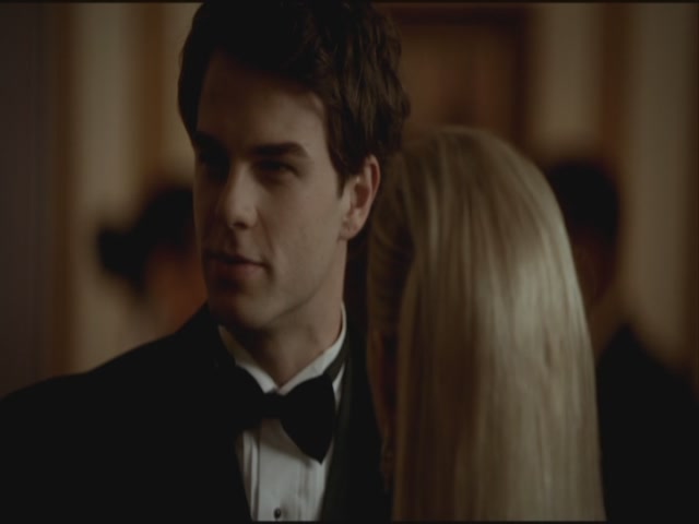 VampireDiariesWorld-dot-org-S3TVD_3x14DangerousLiaisons1682.jpg