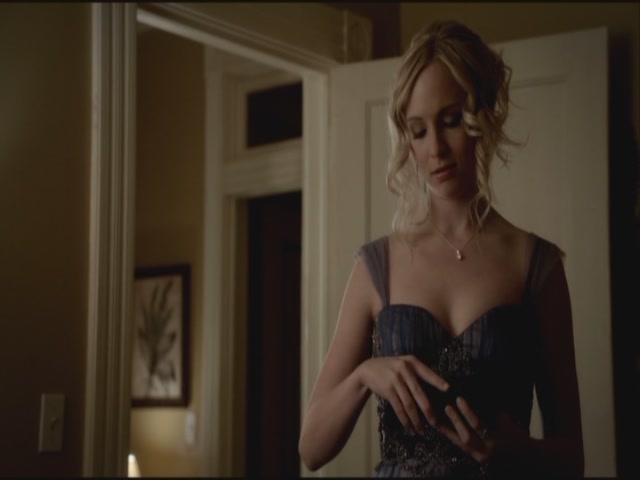 VampireDiariesWorld-dot-org-S3TVD_3x14DangerousLiaisons1866.jpg