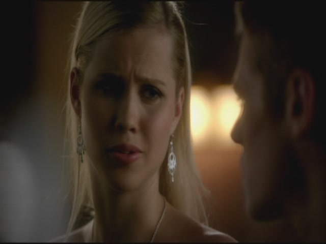 VampireDiariesWorld-dot-org-S3TVD_3x14DangerousLiaisons2200.jpg