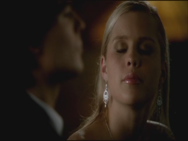 VampireDiariesWorld-dot-org-S3TVD_3x14DangerousLiaisons2257.jpg