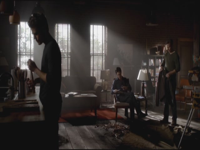 VampireDiariesWorld-dot-org-S3TVD_3x18TheMurderOfOne0089.jpg