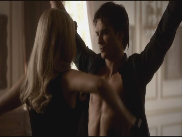 VampireDiariesWorld-dot-org-S3TVD_3x18TheMurderOfOne0607.jpg