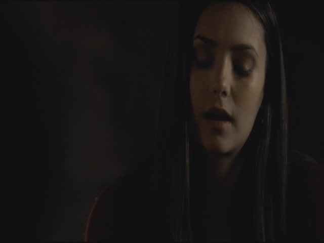 VampireDiariesWorld-dot-org-S3TVD_3x19HeartOfDarkness0115.jpg