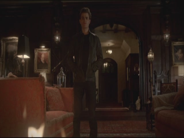 VampireDiariesWorld-dot-org-S3TVD_3x19HeartOfDarkness0121.jpg