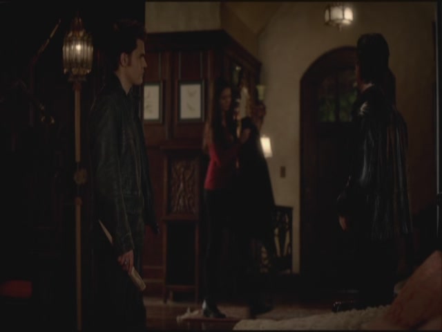 VampireDiariesWorld-dot-org-S3TVD_3x19HeartOfDarkness0149.jpg