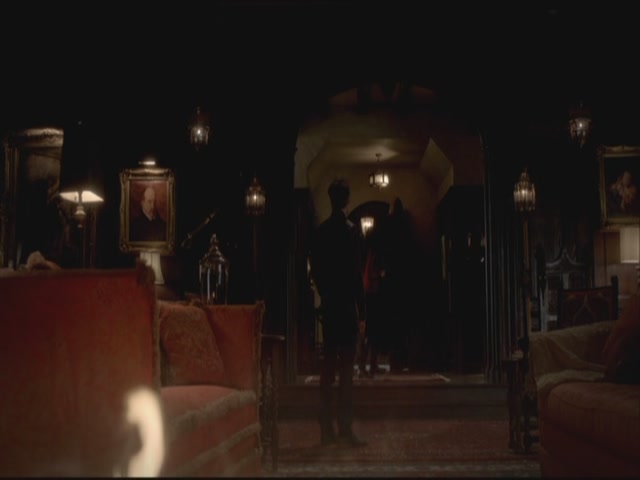 VampireDiariesWorld-dot-org-S3TVD_3x19HeartOfDarkness0177.jpg